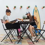 9Ninelives Hostel